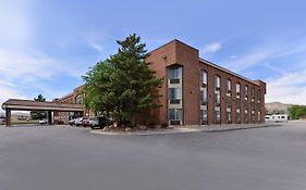 Quality Inn Vernal Near Dinosaur National Monument